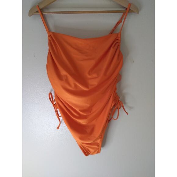 Noel 1 Pc. Swimsuit Orange Lace Up Sides Sz XL 16 Cheeky Beach Vacation - Picture 1 of 7